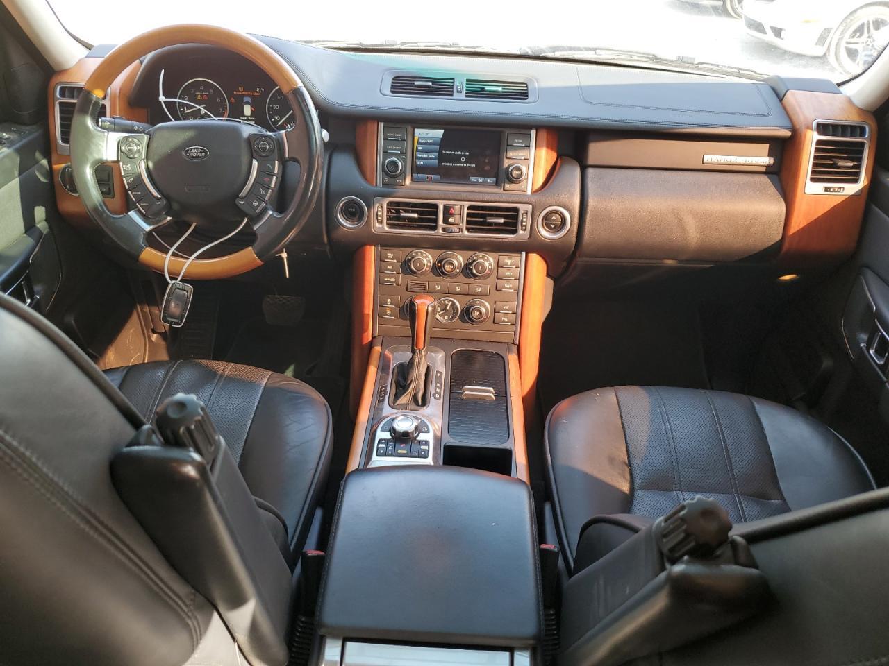 2011 Land Rover #8