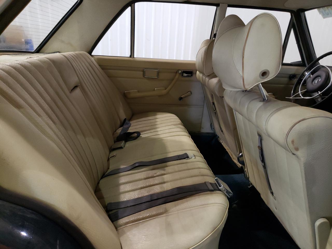 1972 Mercedes-Benz #10