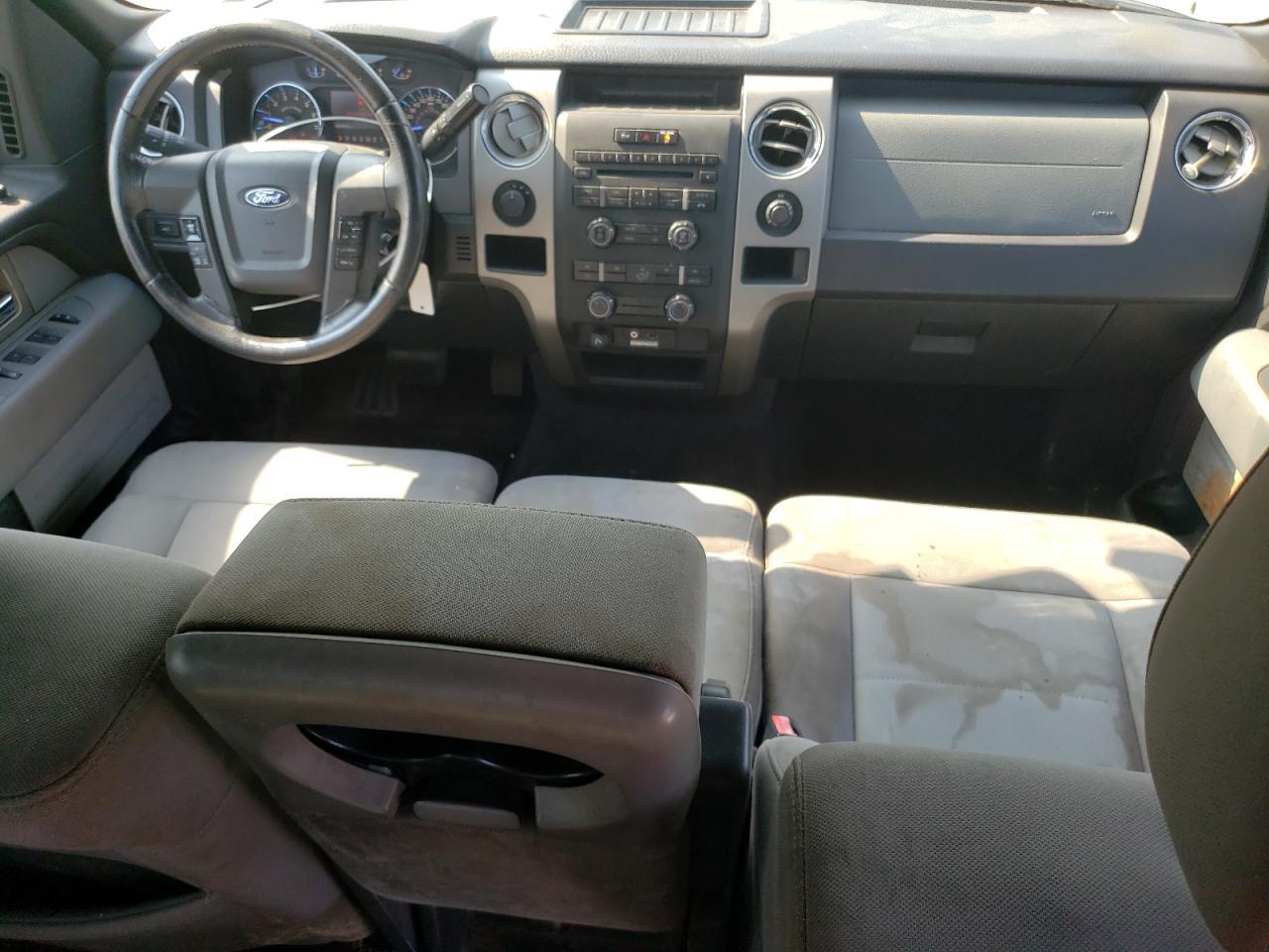 2011 Ford #8